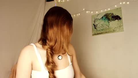 Snapshot of lilicum301 chatting on July 25, 6:44 am your love online show from July 25, 6:44 am