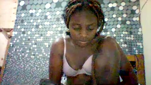 liligal online show from June 24, 5:28 am