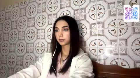 Snapshot of lilihalvorsen chatting on November 23, 10:09 pm Lina online show from November 23, 10:09 pm