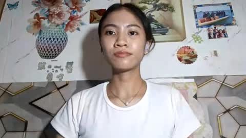 Snapshot of lililaban chatting on May 27, 3:31 pm Evelyn online show from May 27, 3:31 pm