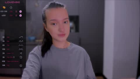 Snapshot of lililaluna chatting on October 28, 6:54 pm             ...  online show from October 28, 6:54 pm