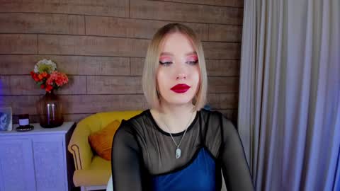 LiliLinn online show from February 4, 11:38 am