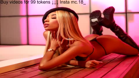 Lili  online show from December 27, 6:46 am