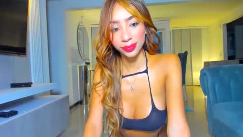 Lili  online show from April 30, 11:20 pm