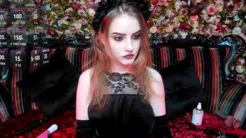 Snapshot of lilit_el_ chatting on October 19, 10:54 pm lilit_el_ online show from October 19, 10:54 pm