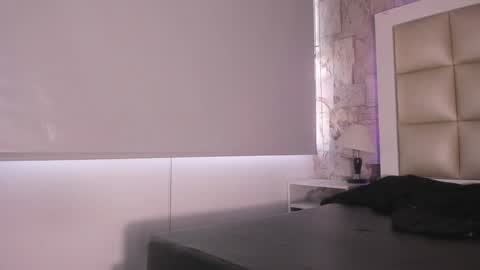 Snapshot of lilit_jade chatting on December 20, 2:38 pm Lilit online show from December 20, 2:38 pm