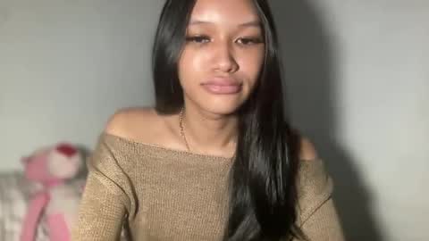 Chloe online show from July 6, 8:22 pm