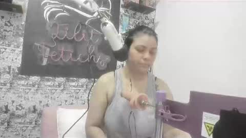 Lilit  online show from November 4, 5:45 pm