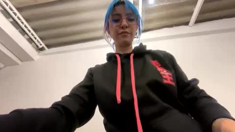 Snapshot of lilith_3r chatting on May 28, 3:37 am Lilith online show from May 28, 3:37 am