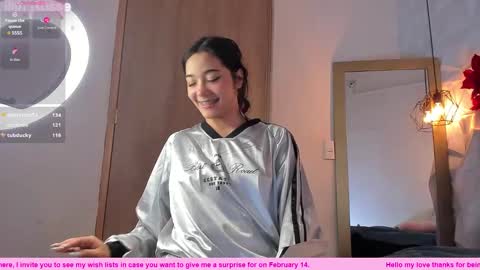 Snapshot of lilith__rosse chatting on February 9, 6:47 pm Lilith Rosse online show from February 9, 6:47 pm
