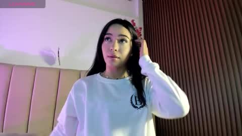 Snapshot of lilith__rosse chatting on September 14, 12:26 pm Lilith Rosse online show from September 14, 12:26 pm