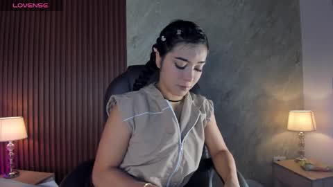 Snapshot of lilith__rosse chatting on October 1, 12:22 pm Lilith Rosse online show from October 1, 12:22 pm