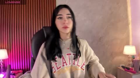Snapshot of lilith__rosse chatting on October 7, 12:35 pm Lilith Rosse online show from October 7, 12:35 pm