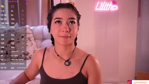 Lilith Rosse online show from July 27, 3:19 pm