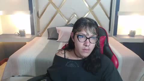 lilith  online show from June 17, 2:07 pm