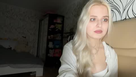 Lilly online show from March 12, 3:07 pm