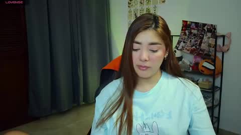 Lilith online show from February 13, 2:40 am