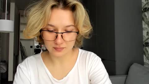 lilith online show from January 7, 1:24 pm