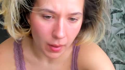 lilith online show from April 10, 11:15 am