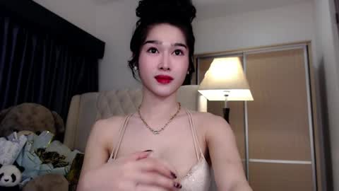 QUEEN LILITH BORBON online show from June 6, 10:36 pm