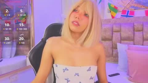 Snapshot of lilith_pink__ chatting on July 16, 4:07 am Lilith pink online show from July 16, 4:07 am