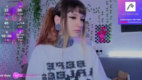 Snapshot of lilith_poison chatting on June 21, 5:59 pm lilith_poison online show from June 21, 5:59 pm