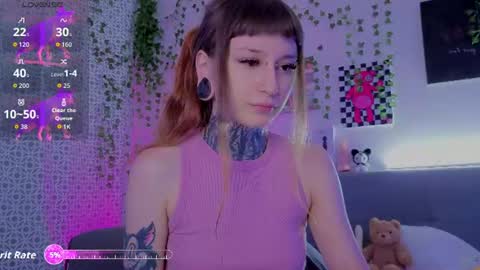Snapshot of lilith_poison chatting on July 10, 11:07 pm lilith_poison online show from July 10, 11:07 pm