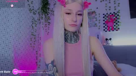 Snapshot of lilith_poison chatting on July 26, 6:04 pm lilith_poison online show from July 26, 6:04 pm