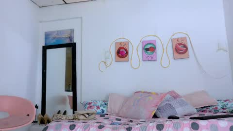 Snapshot of lilith_skinny1 chatting on June 2, 7:38 pm Lilith online show from June 2, 7:38 pm