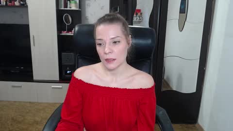 lilith small21 online show from February 16, 9:16 am