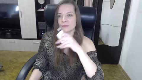 lilith small21 online show from March 14, 9:15 am