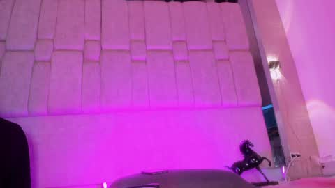 Welcome to Lilith room online show from May 23, 4:07 am