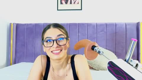 Lily online show from January 13, 2:11 pm