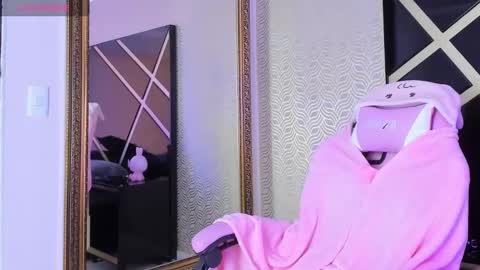 Snapshot of lilithcary chatting on December 9, 8:12 pm Lilith online show from December 9, 8:12 pm