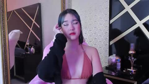 Snapshot of lilithcary chatting on December 29, 11:39 pm Lilith online show from December 29, 11:39 pm