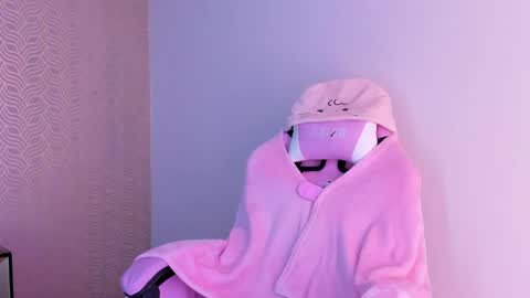 Snapshot of lilithcary chatting on February 4, 8:28 pm Lilith online show from February 4, 8:28 pm