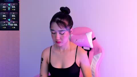 Snapshot of lilithcary chatting on March 2, 8:18 pm Lilith online show from March 2, 8:18 pm