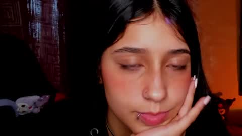 Snapshot of lilithcollins chatting on June 24, 1:54 pm LILIKTH online show from June 24, 1:54 pm