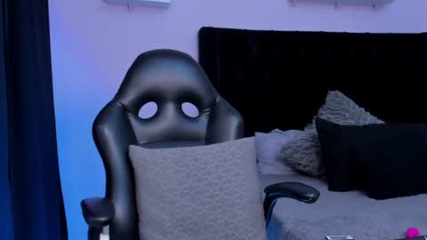 Snapshot of lilithcollins chatting on July 15, 12:54 pm LILIKTH online show from July 15, 12:54 pm