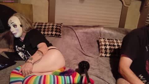 Snapshot of lilithjamiez chatting on October 5, 1:37 am LilithJamiez online show from October 5, 1:37 am