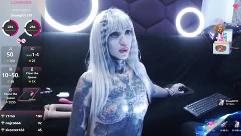 Snapshot of lilithlevis chatting on December 25, 2:57 am Tifon Mary - Indepent model online show from December 25, 2:57 am