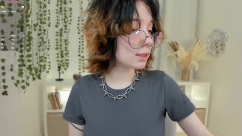 Lilith online show from January 15, 2:27 am