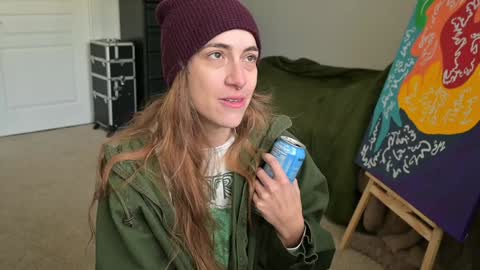 L online show from December 12, 5:37 pm