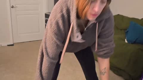 L online show from December 21, 3:20 pm