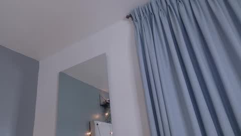 lilithsmith__ online show from December 15, 11:36 am