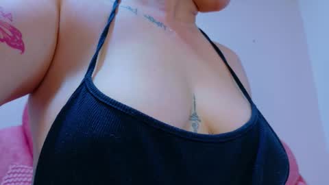 lilithsmith__ online show from March 12, 11:38 am