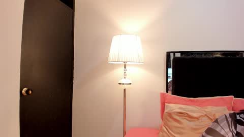 Lilith online show from February 18, 4:30 am