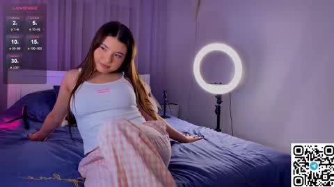 lilkisslina online show from March 19, 8:02 pm