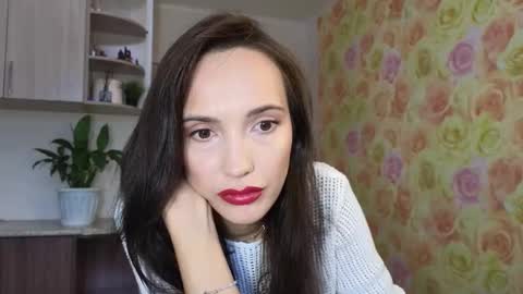 Lillian online show from September 25, 3:54 am