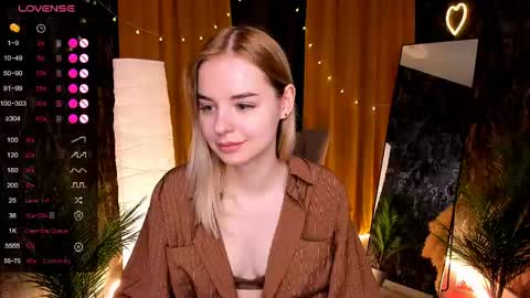 Lillian online show from April 26, 7:50 am